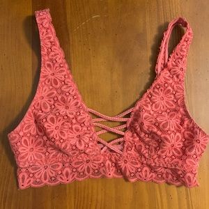 Coral color VS bralette